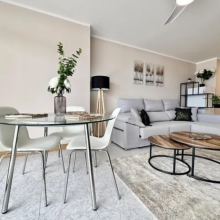 Torres De Yomely -y3a بلايا ذي لاس أميريكاس